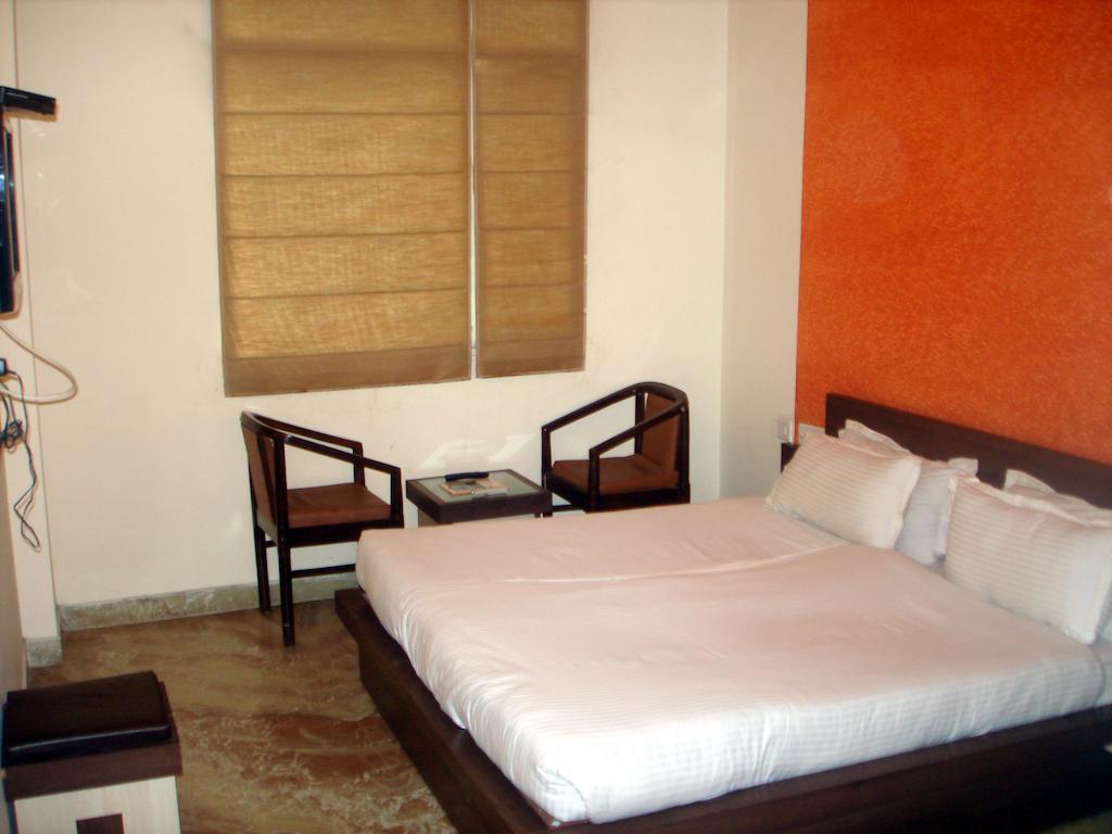 Hotel Shivam Paradise Dźajpur Pokój zdjęcie